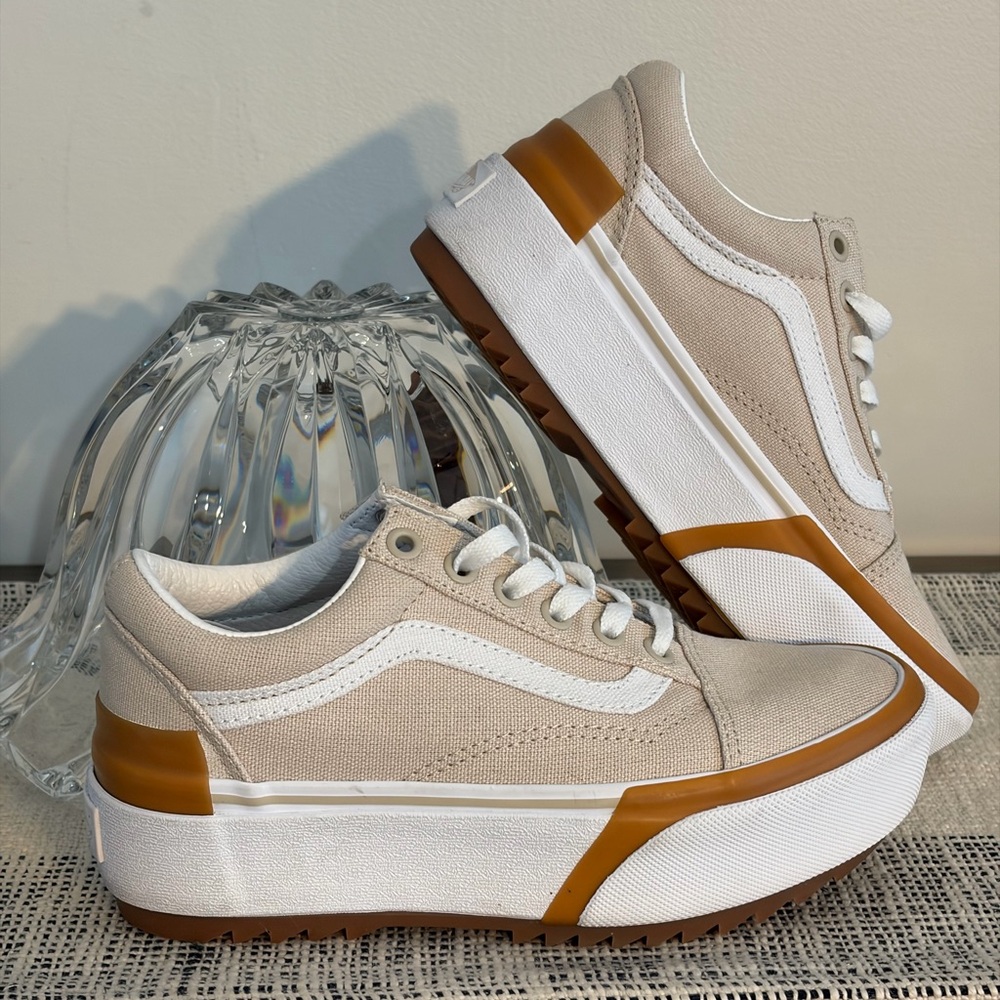 Old Skool stacked Vans (women’s 5)
